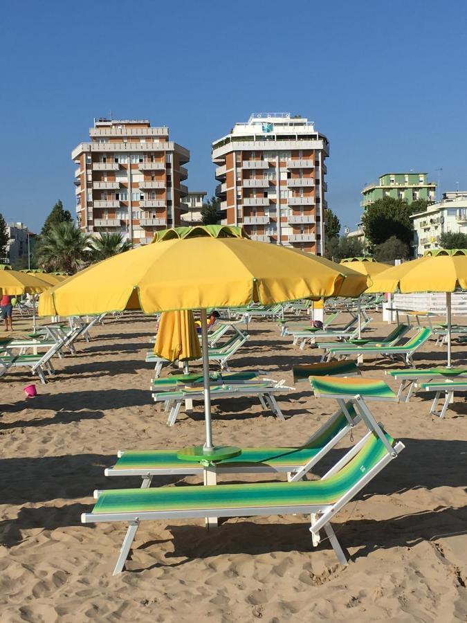 Appartamento Fronte Mare 리미니 외부 사진
