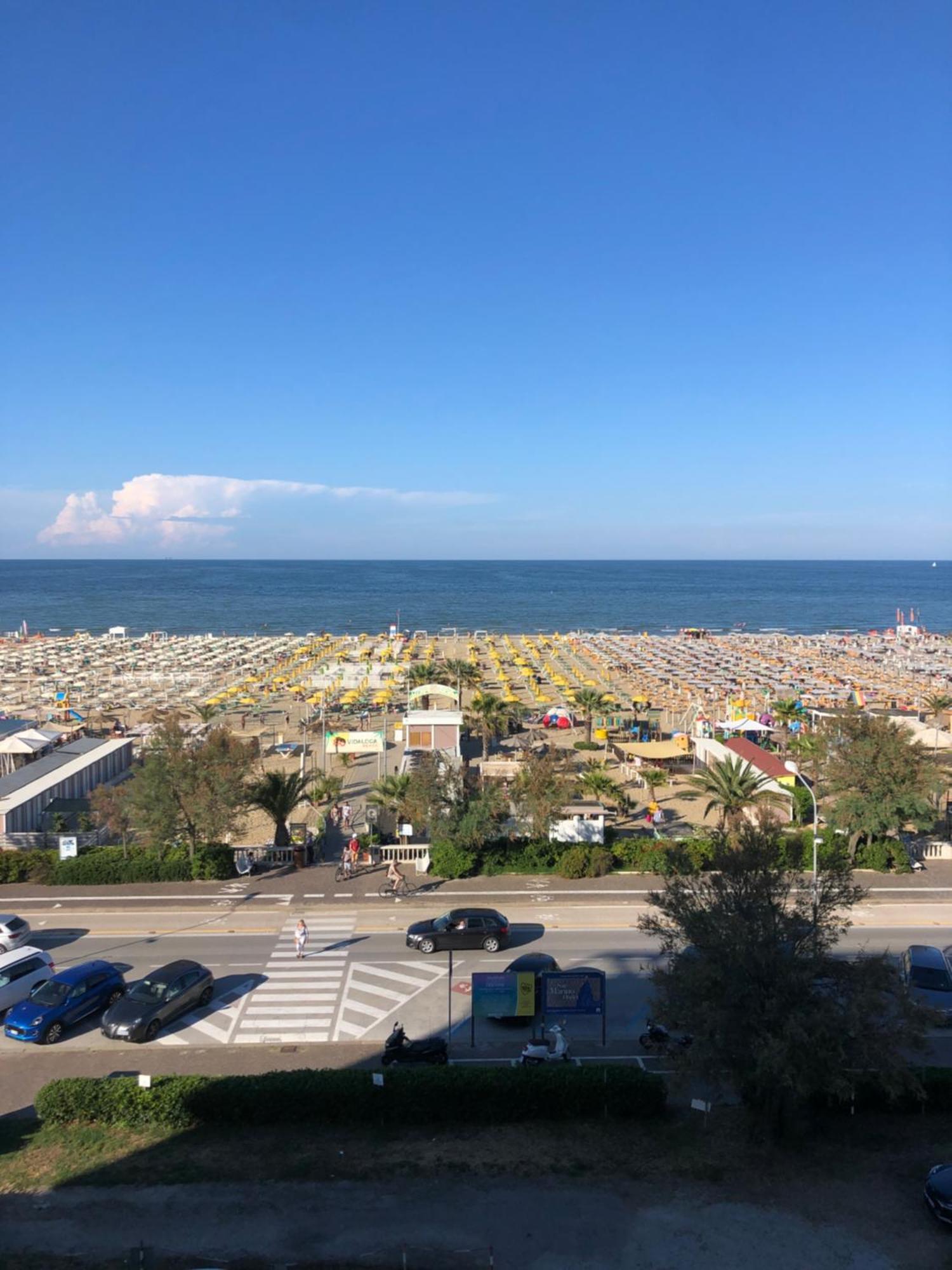 Appartamento Fronte Mare 리미니 외부 사진